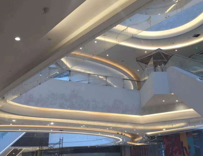 固定垂壁特征